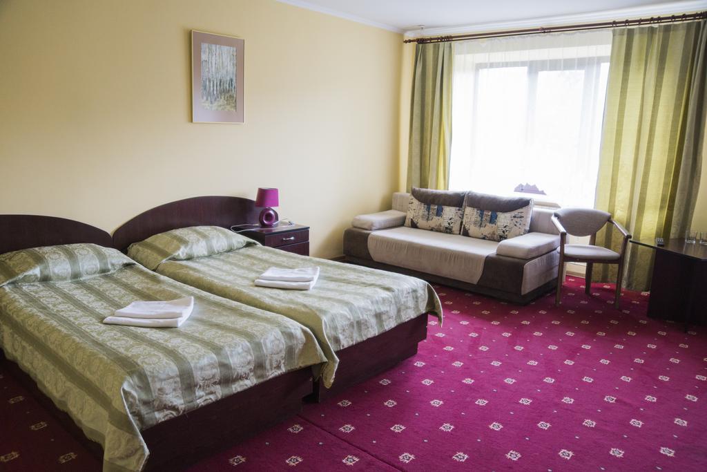 Perlyna Karpat Hotell Slavske Exteriör bild