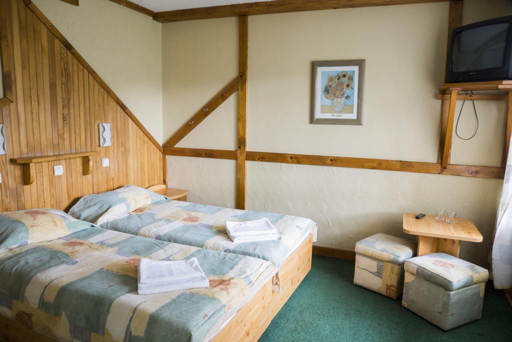 Perlyna Karpat Hotell Slavske Exteriör bild